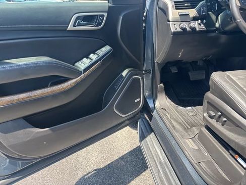 Used 2020 GMC Yukon XL Denali w/ Open Road Package AWD/4WD image 14