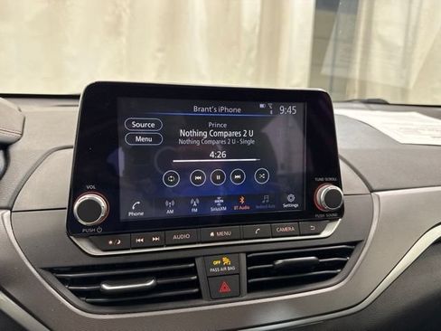 Used 2024 Nissan Altima 2.5 SR FWD image 26