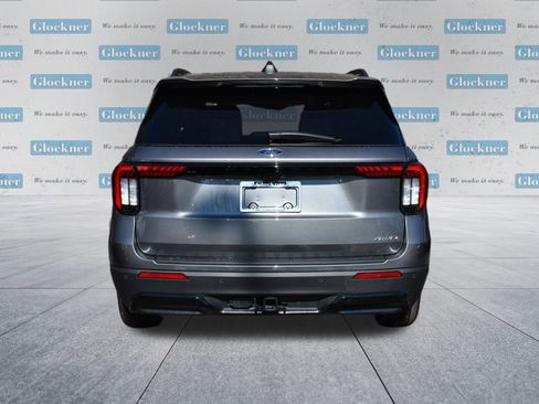 New 2026 Ford Explorer ST-Line w/ ST-Line Street Pack image 6