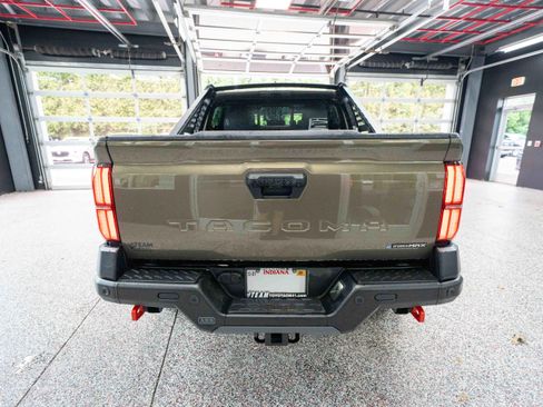 Used 2025 Toyota Tacoma 4x4 Double Cab Hybrid image 3