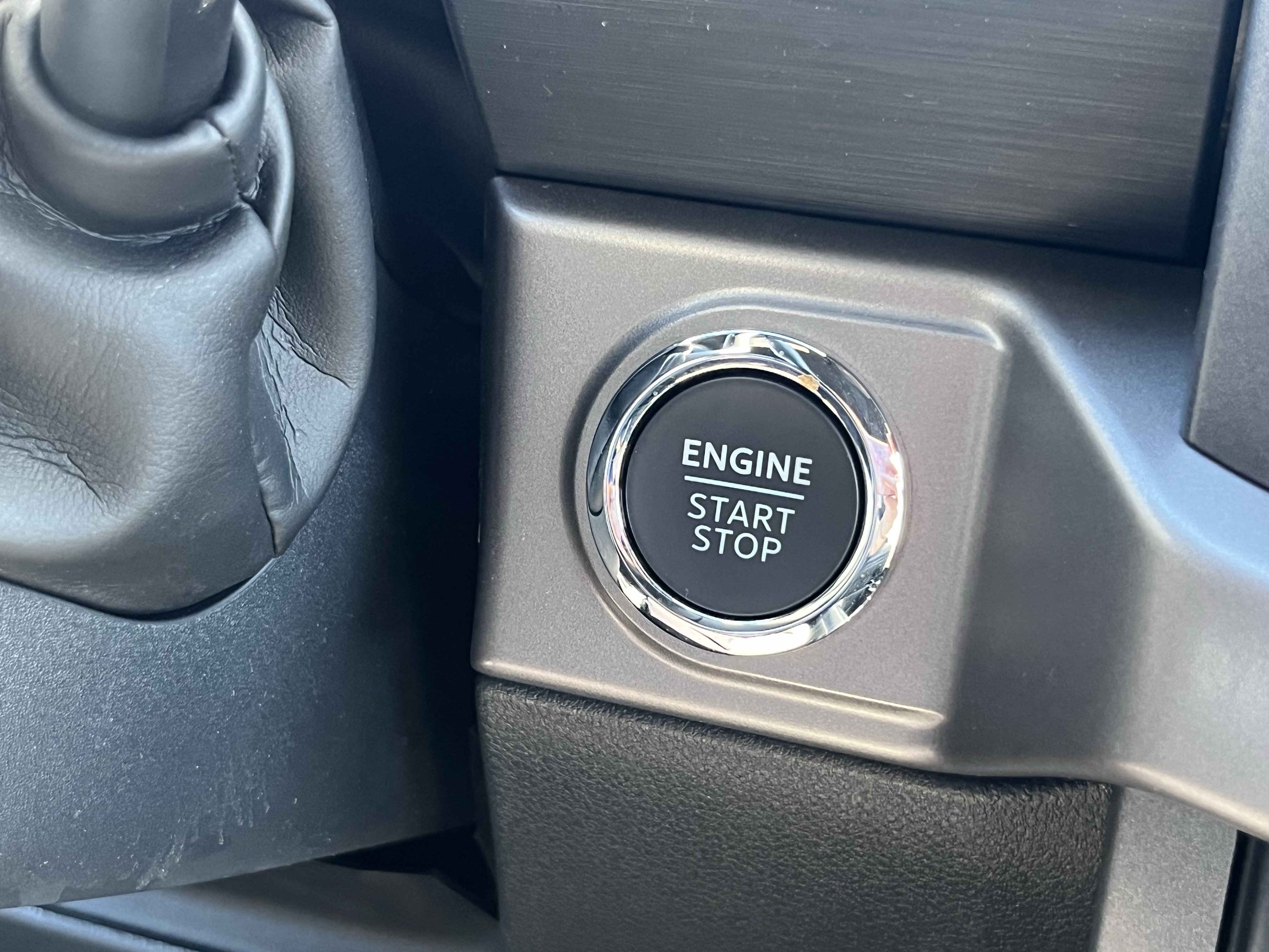 Used 2025 Ford F150 XLT w/ Equipment Group 302A MID AWD/4WD image 33