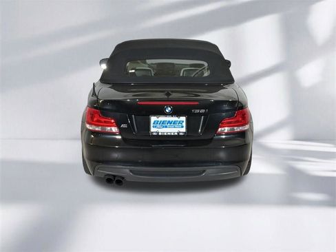 Used 2012 BMW 135i Convertible RWD image 19