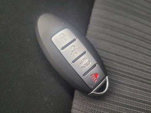 Used 2021 Nissan Sentra SV image 32