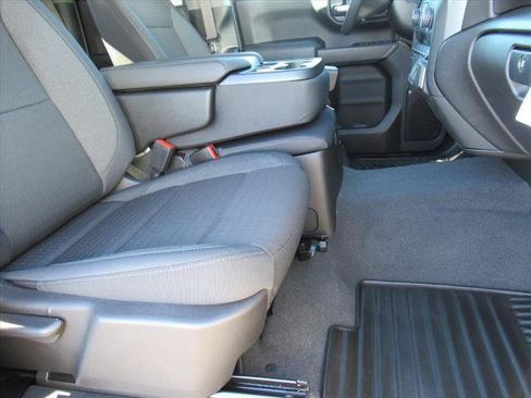 New 2026 Chevrolet Silverado 1500 Custom image 12