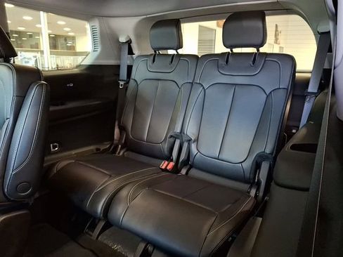 Used 2021 Jeep Grand Cherokee L Limited image 10