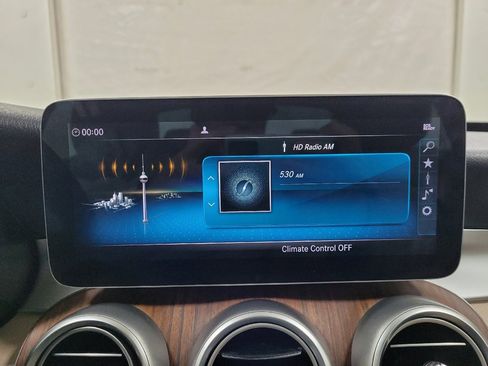 Used 2019 Mercedes-Benz C 300 4MATIC Sedan image 25