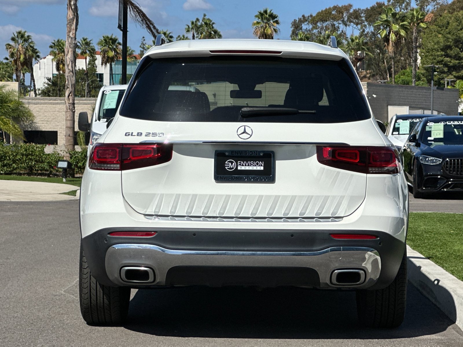 Used 2023 Mercedes-Benz GLB 250 image 4
