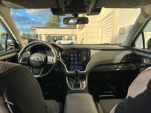 Used 2024 Subaru Outback Premium image 16