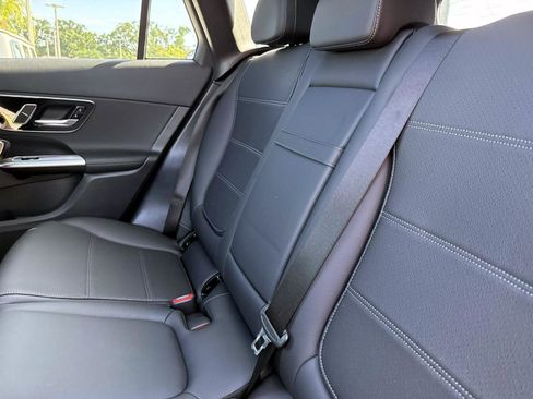 Certified 2026 Mercedes-Benz GLC 300 4MATIC image 13