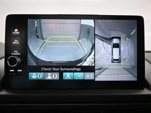 Certified 2025 Honda Pilot TrailSport image 17