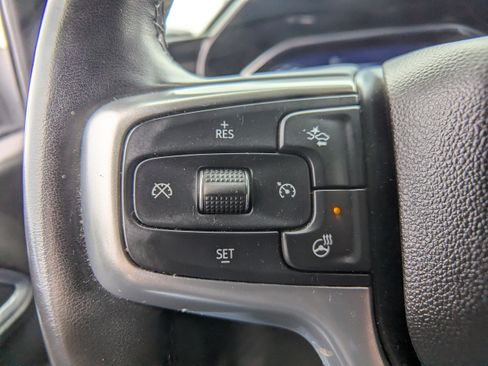 Used 2025 Chevrolet Silverado 1500 LT AWD/4WD image 25
