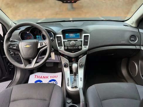 Used 2016 Chevrolet Cruze LT w/ Sun And Sound Package FWD image 20