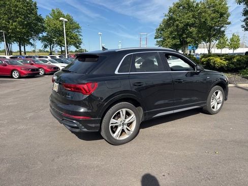Used 2021 Audi Q3 2.0T Premium w/ Convenience Package AWD/4WD image 15