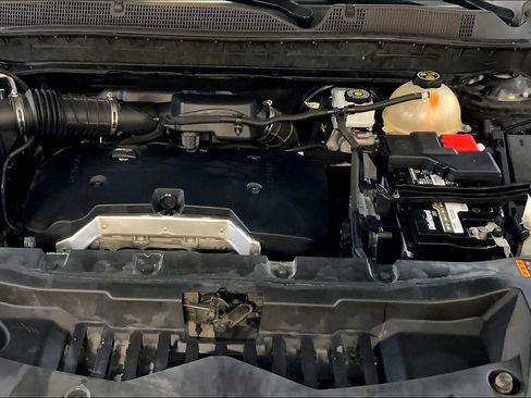Used 2020 Chevrolet Blazer LT FWD image 30