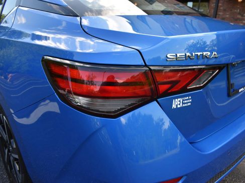 Used 2024 Nissan Sentra SV FWD image 31