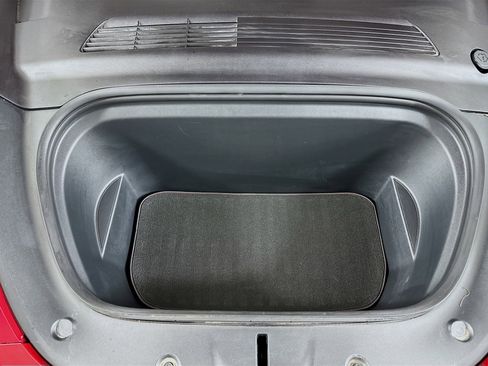 Used 2020 Tesla Model Y Long Range image 33