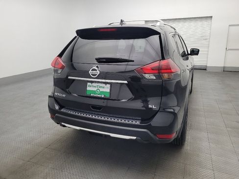 Used 2018 Nissan Rogue SL w/ Premium Package FWD image 7