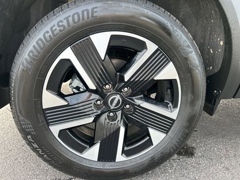 Used 2025 Nissan Kicks SR image 38