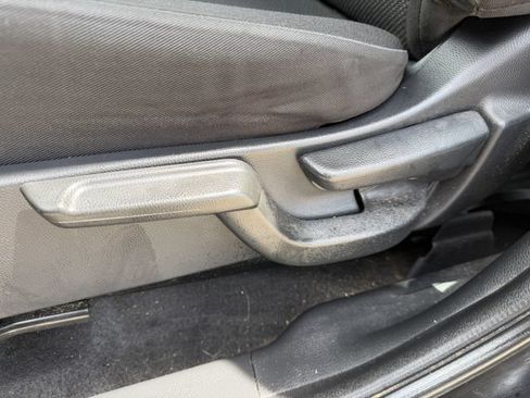 Used 2018 Honda HR-V LX image 22