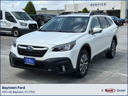 Used 2021 Subaru Outback Premium AWD/4WD image 1