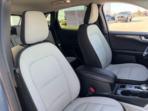 Used 2023 Ford Escape Active w/ Tech Pack #2 image 12