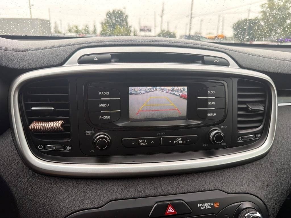 Used 2016 Kia Sorento AWD image 17