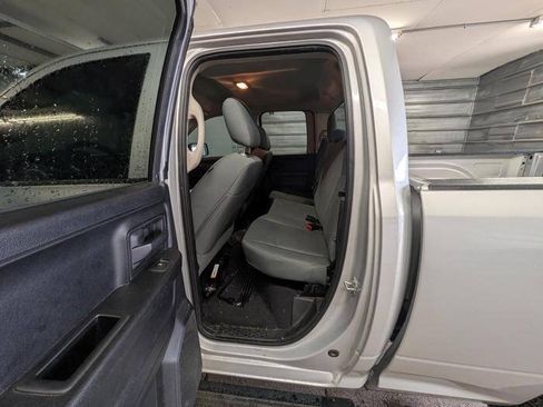 Used 2016 RAM 1500 Express w/ Popular Equipment Group RWD image 23