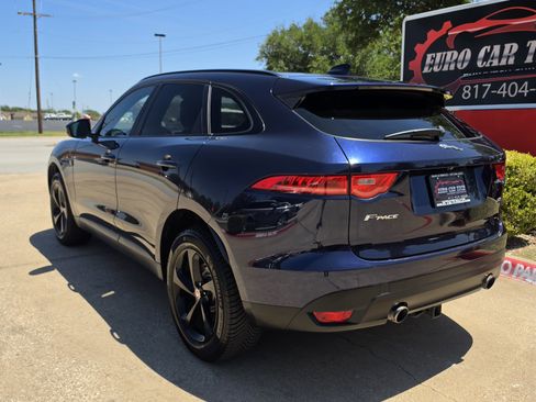 Used 2017 Jaguar F-PACE Premium AWD/4WD image 3