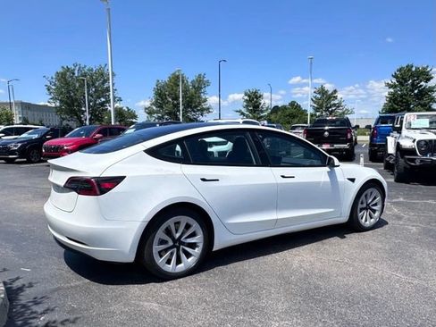 Used 2023 Tesla Model 3 Standard Range RWD image 13