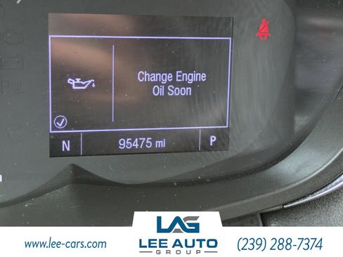 Used 2020 Chevrolet Trax LT w/ Redline Edition image 23