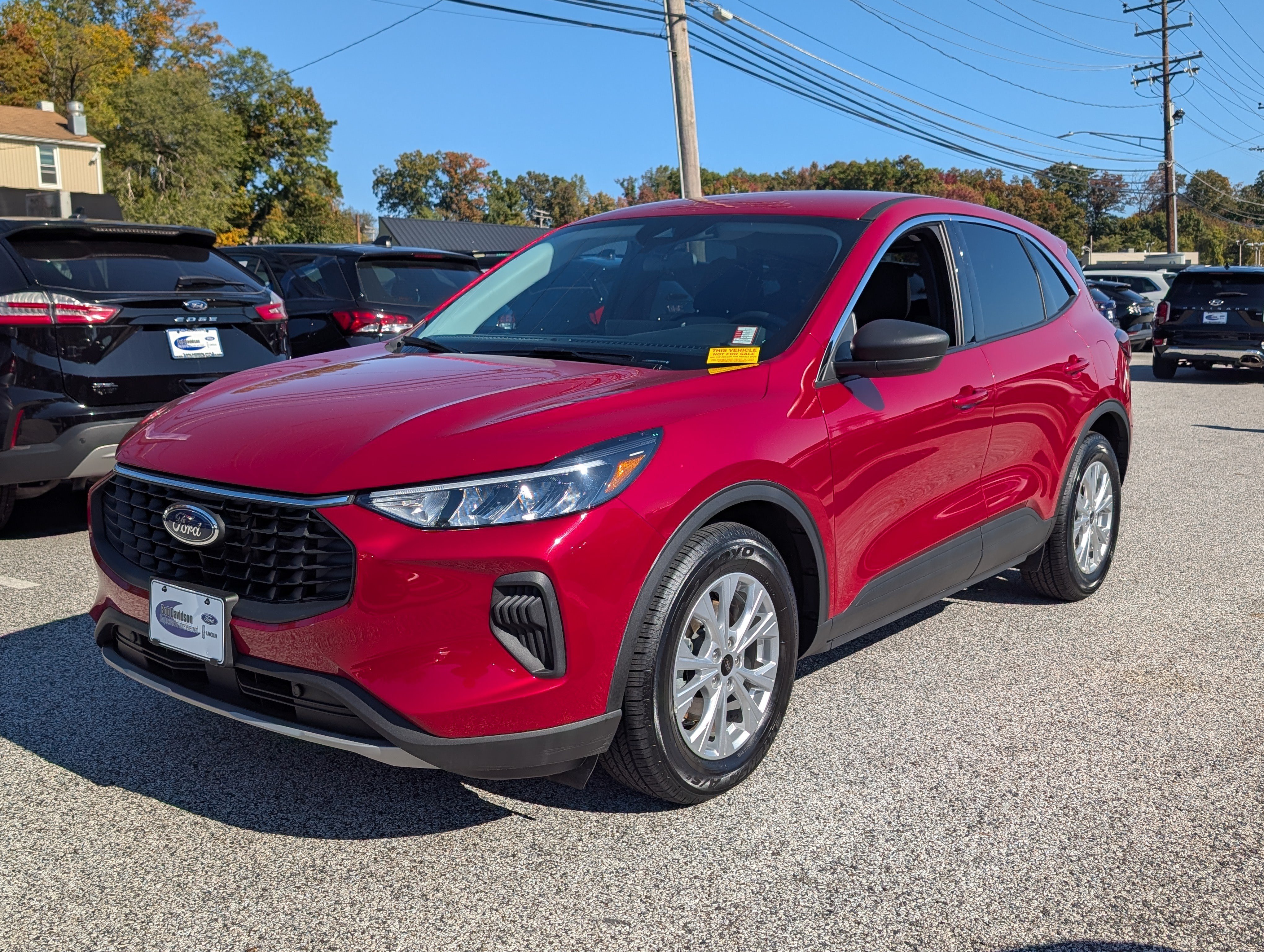 Certified 2023 Ford Escape Active w/ Tech Pack #1 FWD image 2