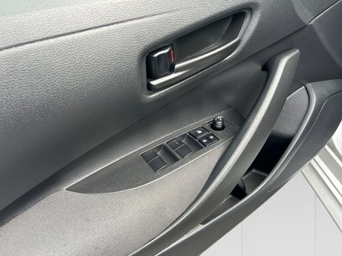 Used 2026 Toyota Corolla LE FWD image 11