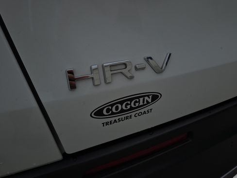 Certified 2024 Honda HR-V Sport image 35