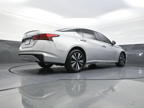 Used 2022 Nissan Altima 2.5 SV AWD/4WD image 29