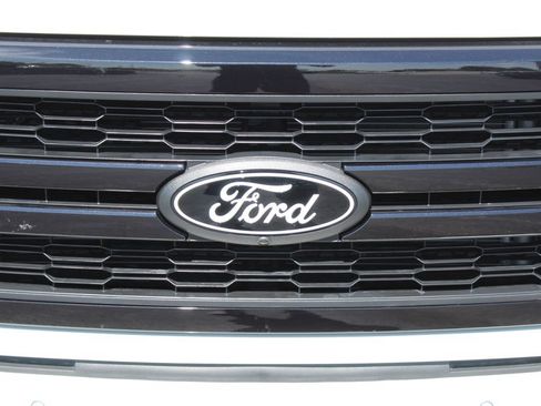 New 2026 Ford F150 Lariat w/ Equipment Group 501A Mid AWD/4WD image 9