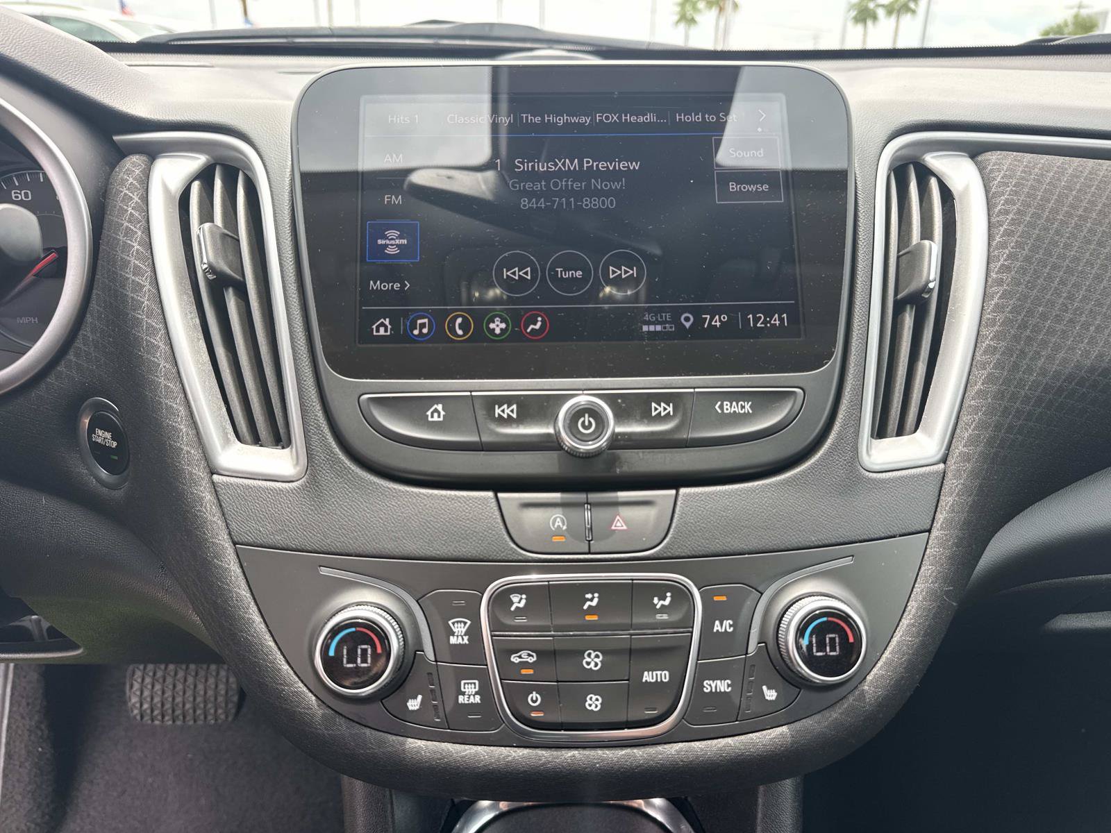 Used 2025 Chevrolet Malibu LT FWD image 26