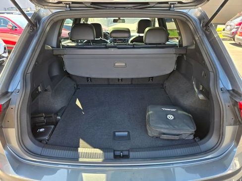 Used 2021 Volkswagen Tiguan SE R-Line AWD/4WD image 13