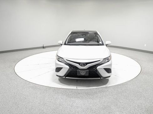Used 2019 Toyota Camry XSE FWD image 29