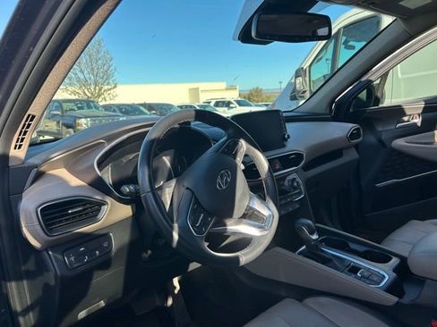 Used 2020 Hyundai Santa Fe Limited image 5