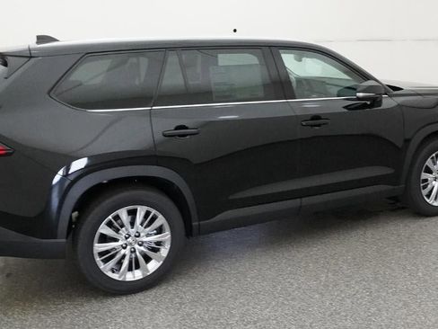 New 2026 Toyota Grand Highlander AWD image 10
