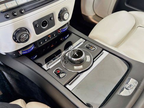 Used 2019 Rolls-Royce Ghost RWD image 22