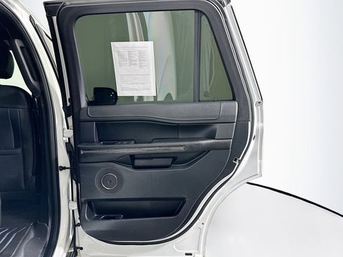 Used 2019 Ford Expedition XLT w/ Equipment Group 201A image 29