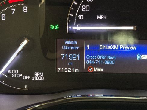 Used 2018 Cadillac XT5 FWD image 17