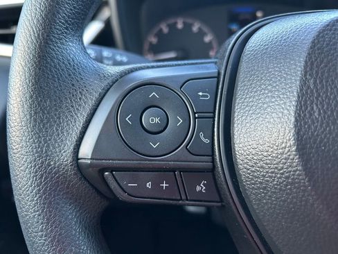 Used 2025 Toyota Corolla LE FWD image 20