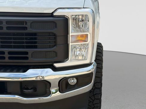 Used 2025 Ford F350 XL AWD/4WD image 41
