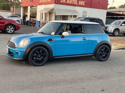 Used 2013 MINI Cooper Hardtop image 3