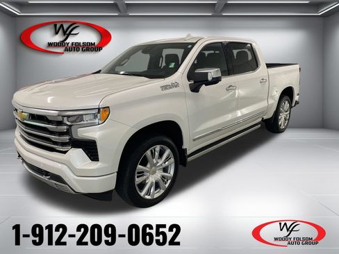 Used 2024 Chevrolet Silverado 1500 High Country w/ Technology Package AWD/4WD image 1