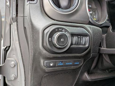 Used 2021 Jeep Wrangler Unlimited Rubicon 4xe w/ Cold Weather Group image 13