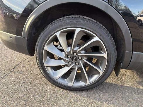 Certified 2023 Lincoln Nautilus Reserve w/ Equipment Group 202A image 32