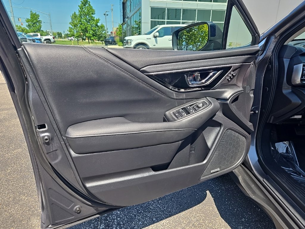 Used 2024 Subaru Outback Limited AWD/4WD image 31